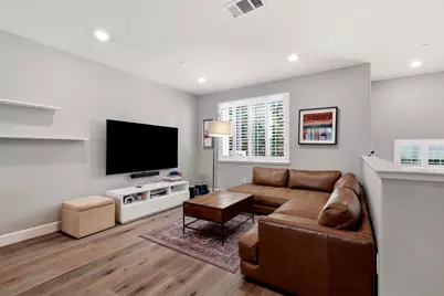 217 William Manly St 3, San Jose, CA 95136 - Photo 2