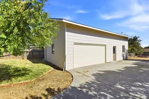 375 Alameda de las Pulgas, Redwood City, CA 94062 - Photo 20