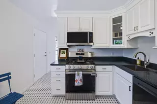 500 Glenwood Cir 514, Monterey, CA 93940 - Photo 10