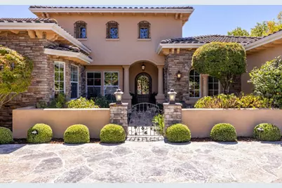 405 Estrella D'Oro, Monterey, CA 93940 - Photo 2