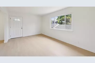 122 N Claremont St, San Mateo, CA 94401 - Photo 32