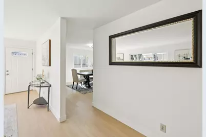 122 N Claremont St, San Mateo, CA 94401 - Photo 8