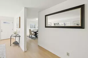 122 N Claremont St, San Mateo, CA 94401 - Photo 8