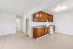 122 N Claremont St, San Mateo, CA 94401 - Photo 34