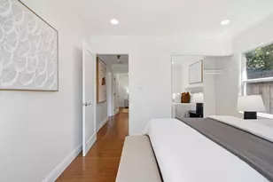 1131 King St, Redwood City, CA 94061 - Photo 22