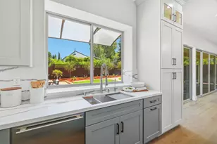 14302 Lora Dr, Los Gatos, CA 95032 - Photo 24