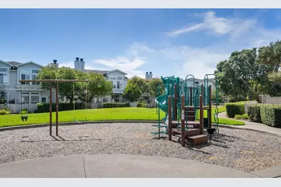 85 Outlook Cir, Pacifica, CA 94044 - Photo 50