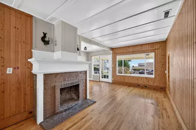 21825 E Cliff Dr, Santa Cruz, CA 95062 - Photo 16