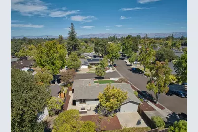 1653 Kitchener Dr, Sunnyvale, CA 94087 - Photo 2
