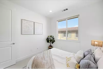 305 Santa Diana Ter, Sunnyvale, CA 94085 - Photo 20