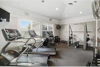 1982 W Bayshore Rd 214, East Palo Alto, CA 94303 - Photo 30