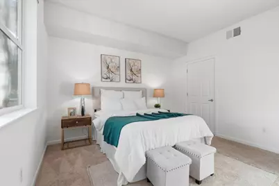 1982 W Bayshore Rd 214, East Palo Alto, CA 94303 - Photo 16