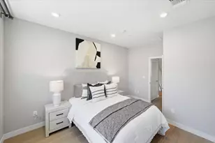 147 Orbit Wy, Mountain View, CA 94043 - Photo 32