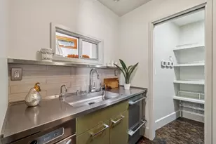 2 Buck Meadow Dr, Portola Valley, CA 94028 - Photo 24