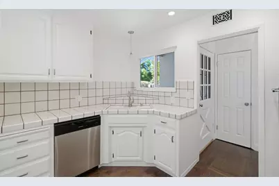 1427 Kimberly Dr, San Jose, CA 95118 - Photo 16