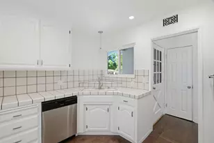 1427 Kimberly Dr, San Jose, CA 95118 - Photo 16