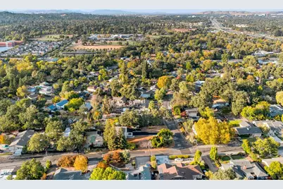 195 Pleasant Valley Dr, Walnut Creek, CA 94597 - Photo 64