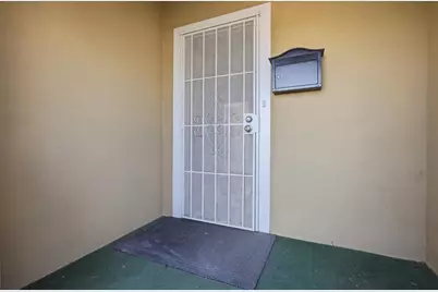 723 H St, Los Banos, CA 93635 - Photo 6