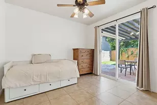 18120 Jaguar Ct, Los Angeles, CA 91335 - Photo 20