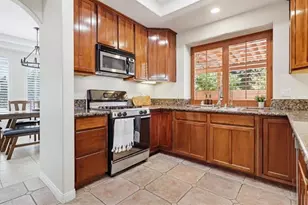 18120 Jaguar Ct, Los Angeles, CA 91335 - Photo 16