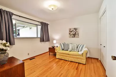 1437 Robsheal Dr, San Jose, CA 95125 - Photo 16