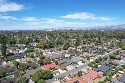 1437 Robsheal Dr, San Jose, CA 95125 - Photo 26