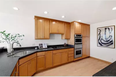 4 Honeysuckle Ln, San Carlos, CA 94070 - Photo 10
