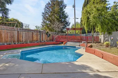 1911 Glarner St, Hollister, CA 95023 - Photo 30