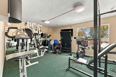 240 N Bayshore Blvd 307, San Mateo, CA 94401 - Photo 20