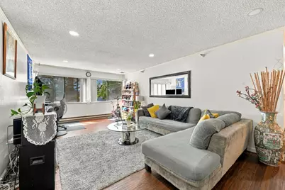 240 N Bayshore Blvd 307, San Mateo, CA 94401 - Photo 1