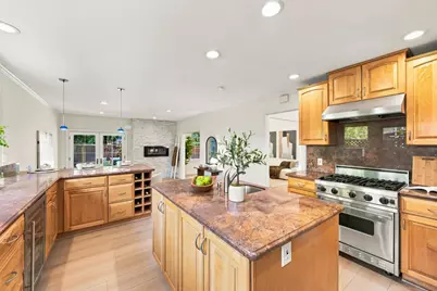 1005 Iris Ave, Sunnyvale, CA 94086 - Photo 14