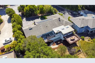 Hillside Dr, Burlingame, CA 94010 - Photo 56