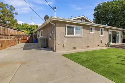 3562 Oakleaf Dr, San Jose, CA 95127 - Photo 26