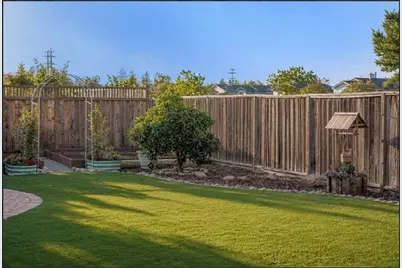 12498 Sumner Dr, Saratoga, CA 95070 - Photo 22