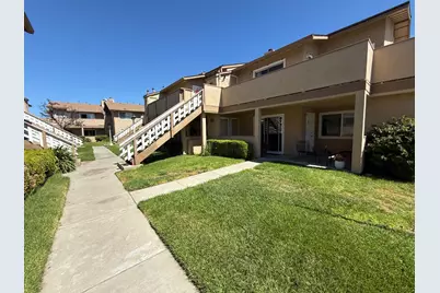 30 W San Joaquin St 5, Salinas, CA 93901 - Photo 2