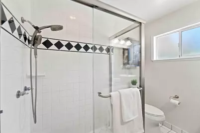 2092 Lynwood Ter, San Jose, CA 95128 - Photo 20