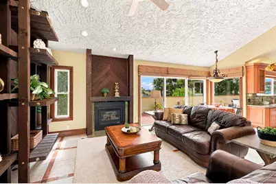 15800 Simoni Dr, San Jose, CA 95127 - Photo 12