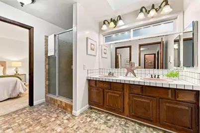 15800 Simoni Dr, San Jose, CA 95127 - Photo 38