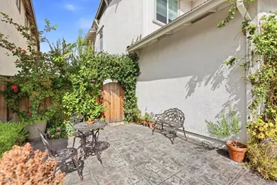 2229 S Snell Ln, Mountain House, CA 95391 - Photo 32