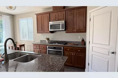 921 Verissimo Ct, Hollister, CA 95023 - Photo 40