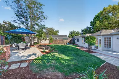 17445 Pleasant View Ave, Monte Sereno, CA 95030 - Photo 46