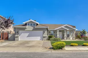 427 Chardonnay Dr, Salinas, CA 93906 - Photo 1