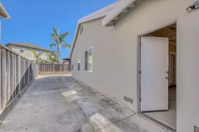 427 Chardonnay Dr, Salinas, CA 93906 - Photo 36