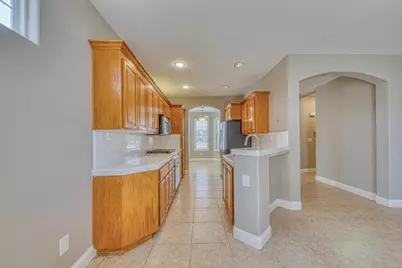 427 Chardonnay Dr, Salinas, CA 93906 - Photo 12