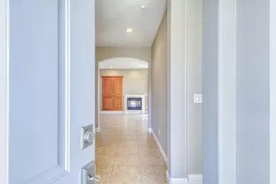 427 Chardonnay Dr, Salinas, CA 93906 - Photo 4