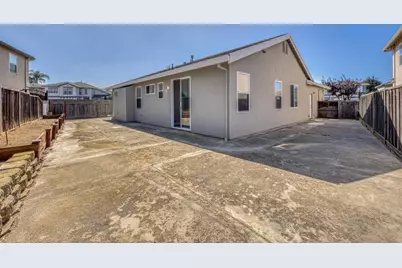 427 Chardonnay Dr, Salinas, CA 93906 - Photo 22