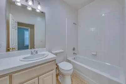 427 Chardonnay Dr, Salinas, CA 93906 - Photo 32