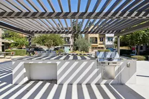 1373 W Middlefield Rd, Mountain View, CA 94043 - Photo 38