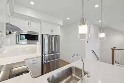 1373 W Middlefield Rd, Mountain View, CA 94043 - Photo 12