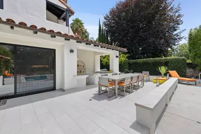560 Center Dr, Palo Alto, CA 94301 - Photo 46